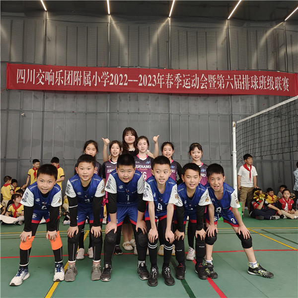田径赛场再起风云：岭东赤兔队惊险晋级岭东火箭队，赛场气氛火爆临场应变见真章的简单介绍